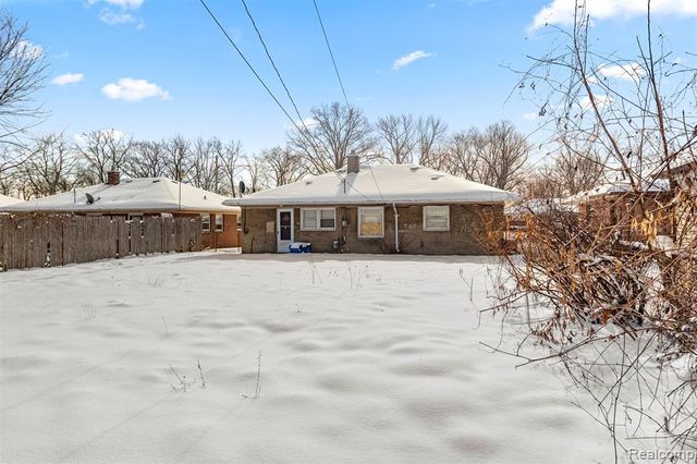 28632 Parkwood Street, Inkster, MI 48141