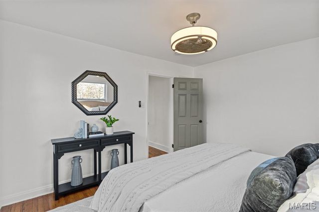 2709 W Tennyson Avenue, Overland, MO 63114