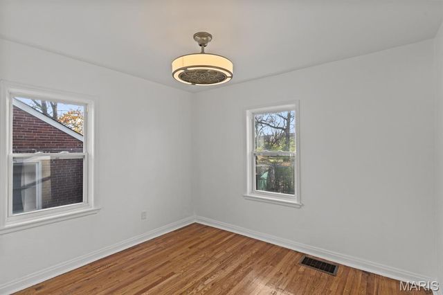 2709 W Tennyson Avenue, Overland, MO 63114