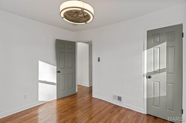 2709 W Tennyson Avenue, Overland, MO 63114