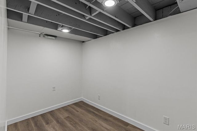 2709 W Tennyson Avenue, Overland, MO 63114