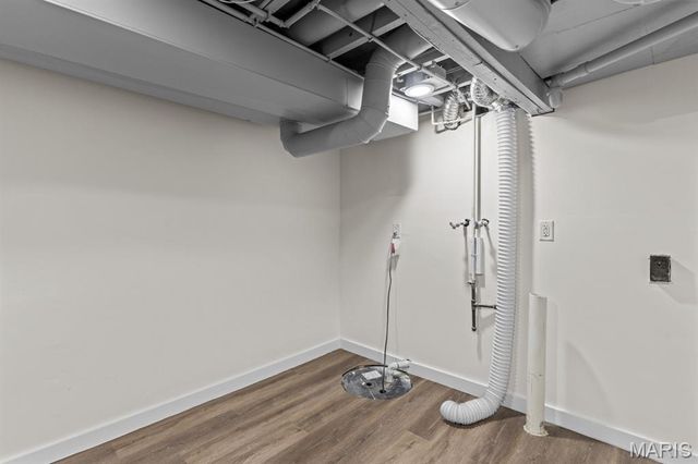 2709 W Tennyson Avenue, Overland, MO 63114