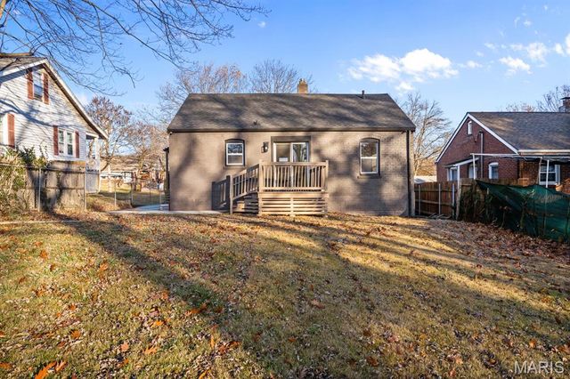 2709 W Tennyson Avenue, Overland, MO 63114