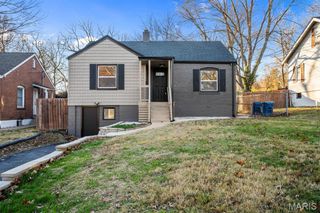 2709 W Tennyson Avenue, Overland, MO 63114