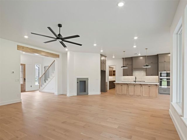 9001 Prairie Farms Drive, Mustang, OK 73064