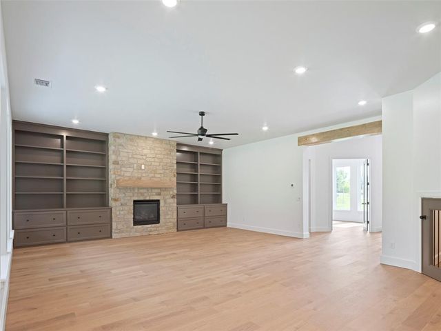 9001 Prairie Farms Drive, Mustang, OK 73064