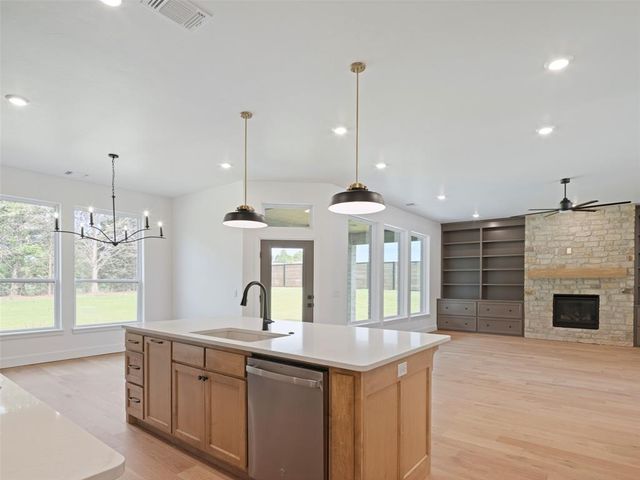 9001 Prairie Farms Drive, Mustang, OK 73064