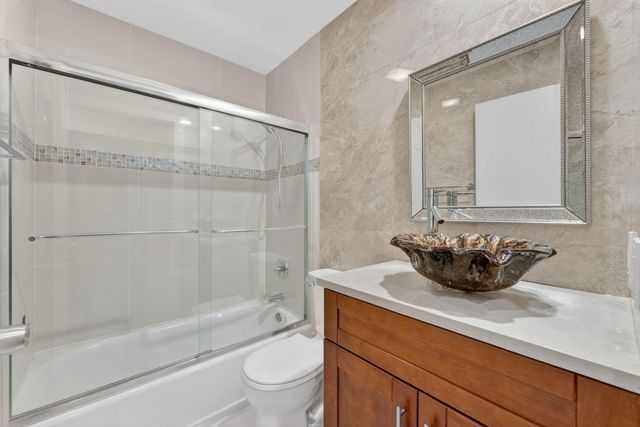 16353 Malibu Drive 61, Weston, FL 33326