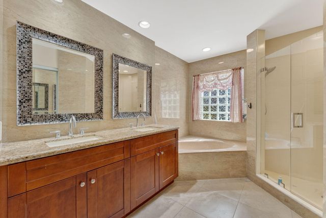 16353 Malibu Drive 61, Weston, FL 33326