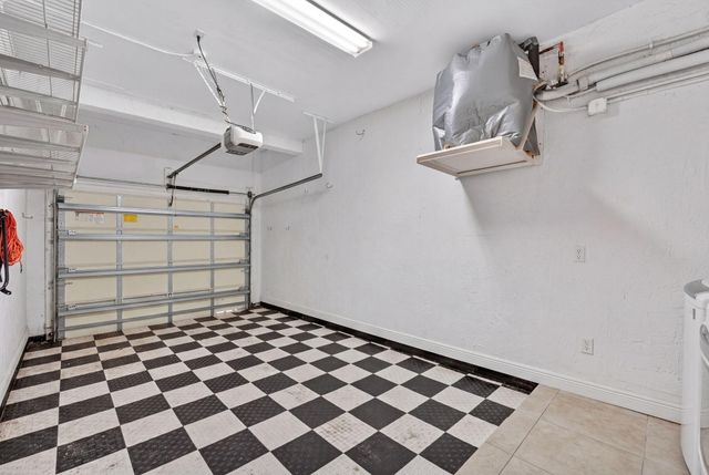 16353 Malibu Drive 61, Weston, FL 33326