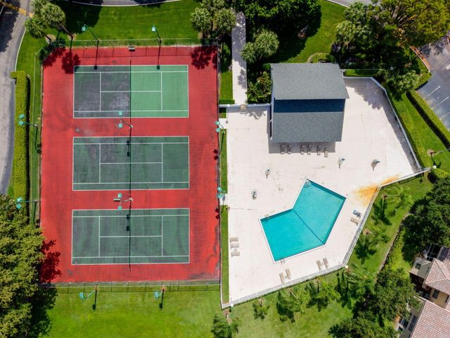 16353 Malibu Drive 61, Weston, FL 33326