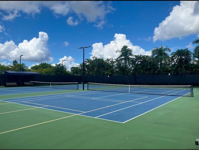 16353 Malibu Drive 61, Weston, FL 33326