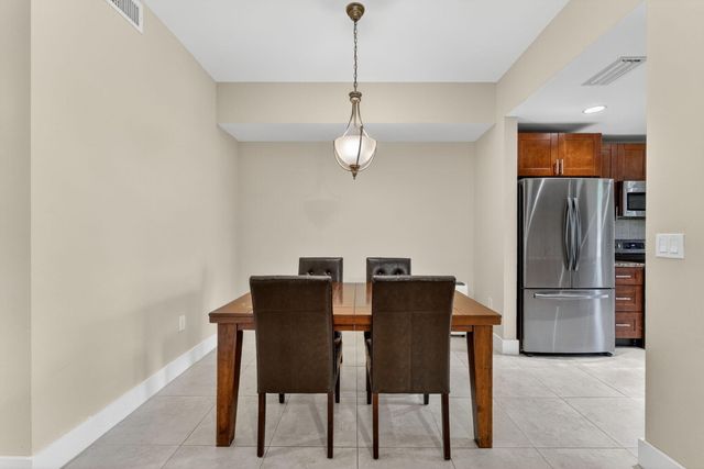 16353 Malibu Drive 61, Weston, FL 33326