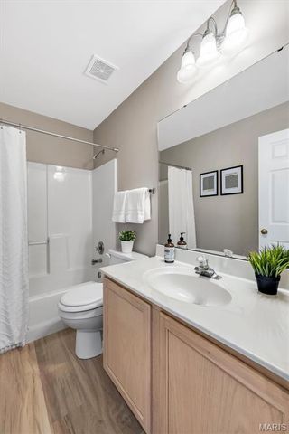 249 Sassafras Parc Drive, O'fallon, MO 63368