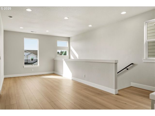 12400 Sw Silvertip St, Beaverton, OR 97007