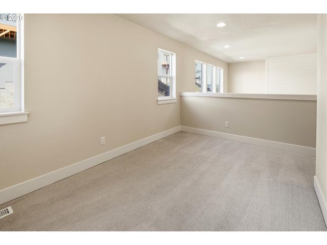 12400 Sw Silvertip St, Beaverton, OR 97007