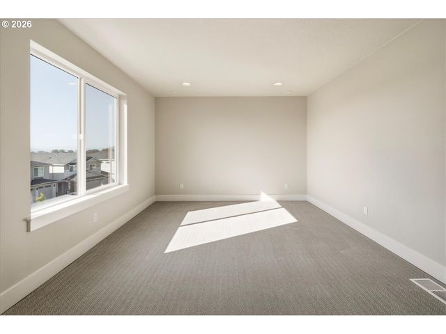 12400 Sw Silvertip St, Beaverton, OR 97007