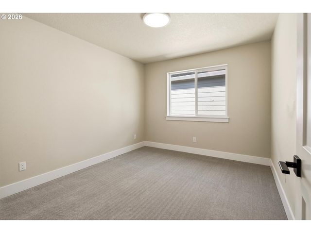 12400 Sw Silvertip St, Beaverton, OR 97007