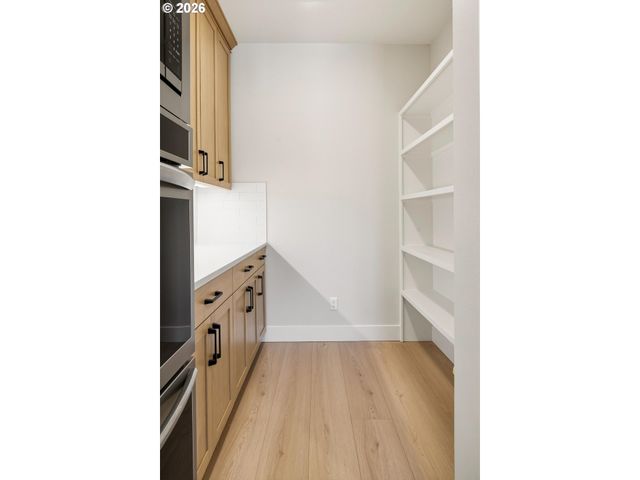 12400 Sw Silvertip St, Beaverton, OR 97007