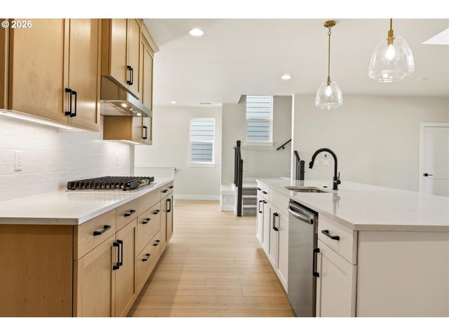 12400 Sw Silvertip St, Beaverton, OR 97007