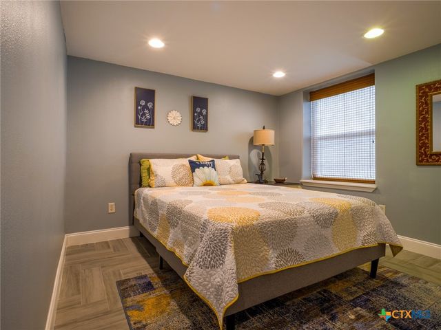 605 Cove Circle, Granite Shoals, TX 78654