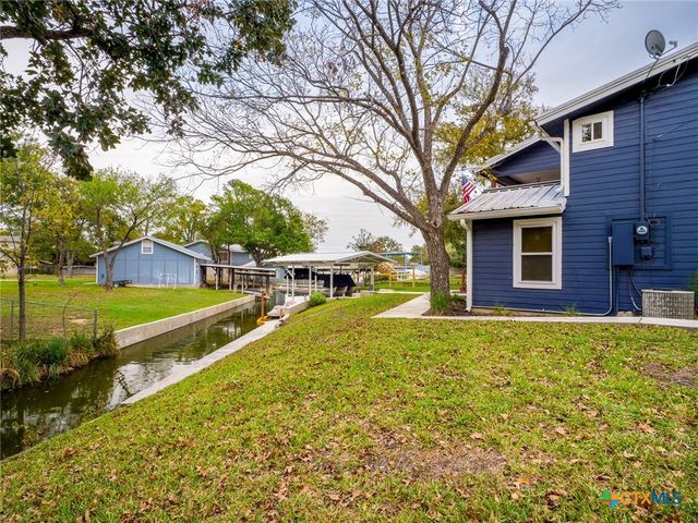 605 Cove Circle, Granite Shoals, TX 78654