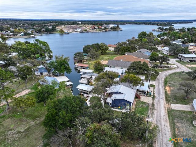 605 Cove Circle, Granite Shoals, TX 78654