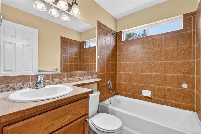 12018 N Korey Ln, Spokane, WA 99218