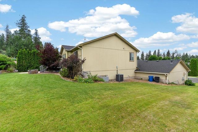 12018 N Korey Ln, Spokane, WA 99218