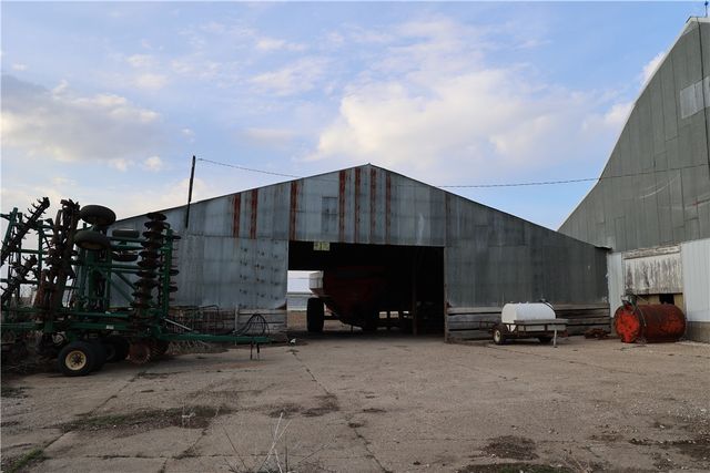 1405 530 Street, Cherokee, IA 51012