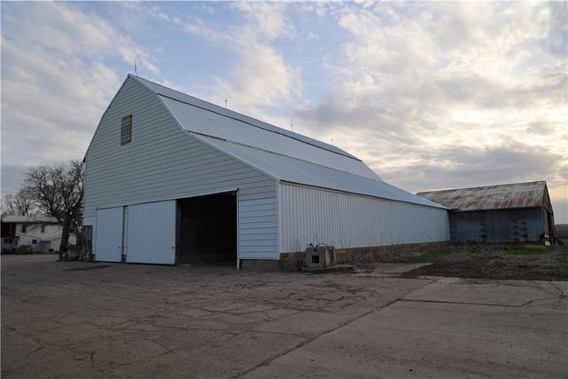 1405 530 Street, Cherokee, IA 51012