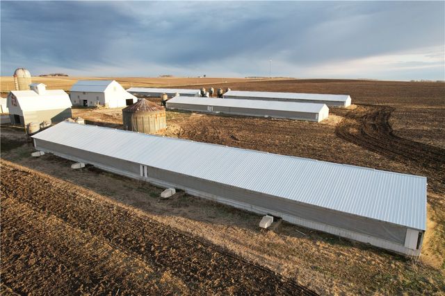 1405 530 Street, Cherokee, IA 51012