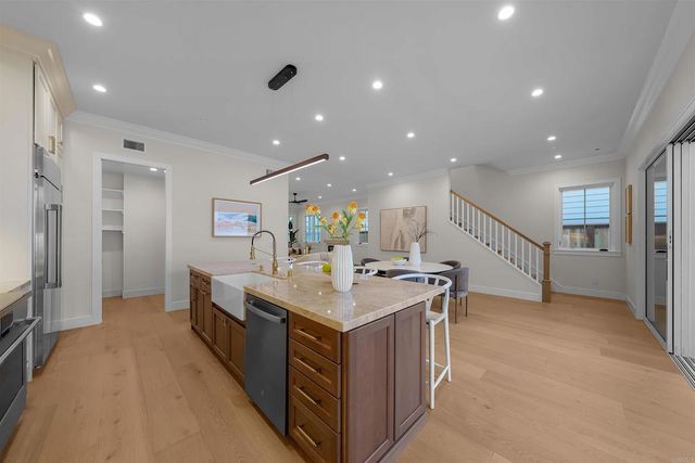 309 J Avenue, Coronado, CA 92118