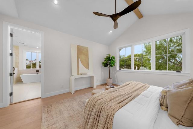 309 J Avenue, Coronado, CA 92118