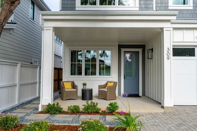 309 J Avenue, Coronado, CA 92118