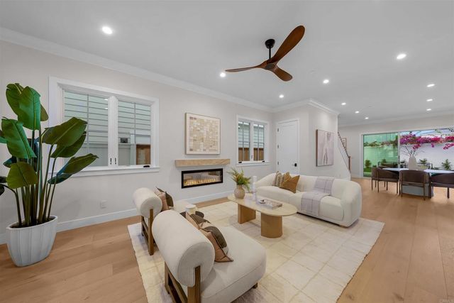 309 J Avenue, Coronado, CA 92118