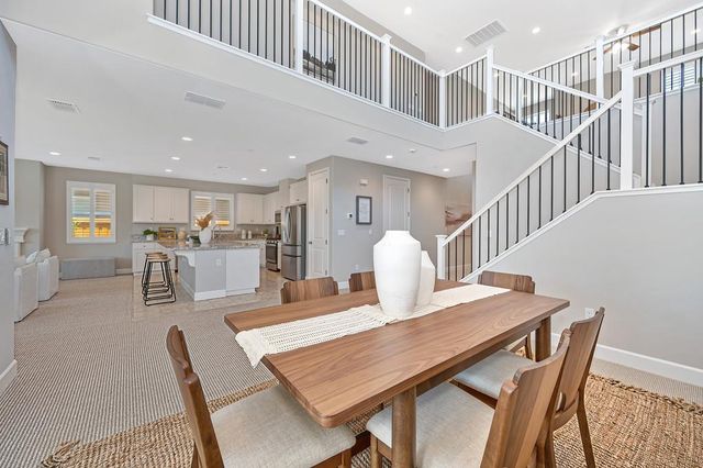 2752 Elderberry St, West Sacramento, CA 95691