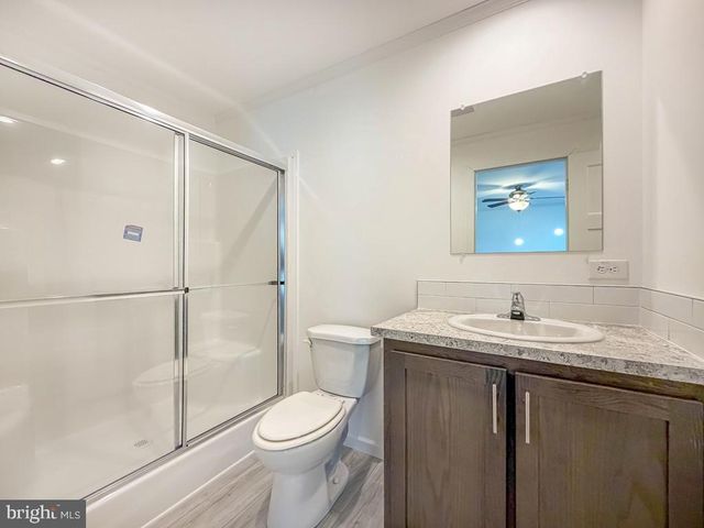6304 FULLER DR, Morrisville, PA 19067