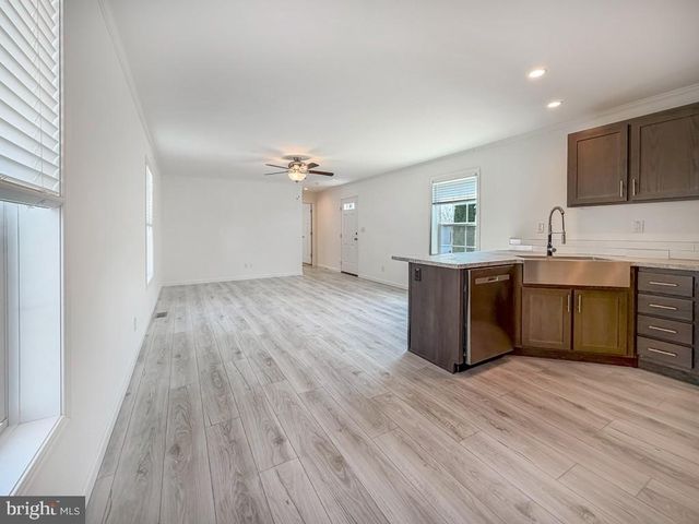 6304 FULLER DR, Morrisville, PA 19067