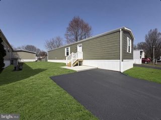 6304 FULLER DR, Morrisville, PA 19067