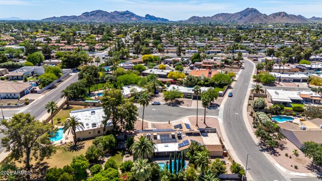 5116 E CHARTER OAK Road, Scottsdale, AZ 85254