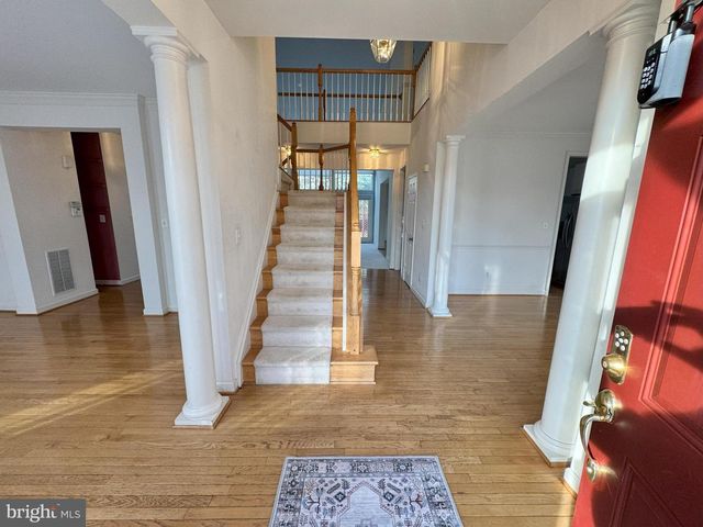 5901 EWING PL, Alexandria, VA 22310