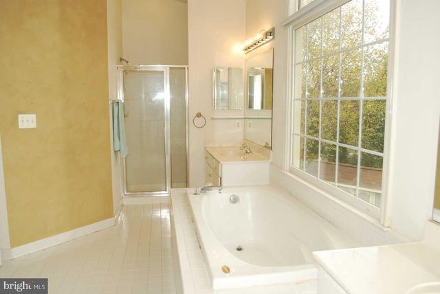5901 EWING PL, Alexandria, VA 22310