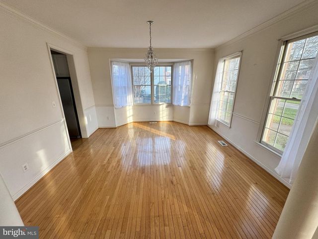 5901 EWING PL, Alexandria, VA 22310