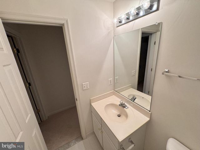 5901 EWING PL, Alexandria, VA 22310