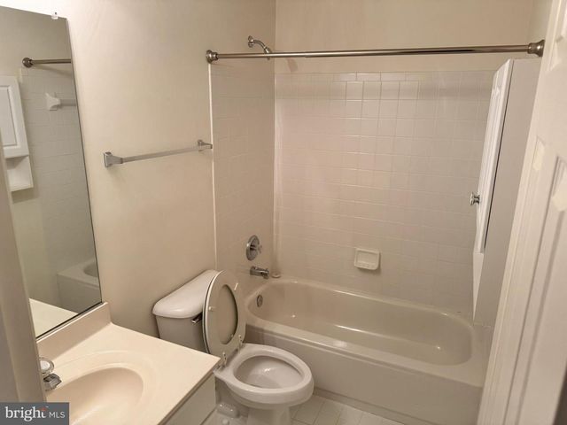5901 EWING PL, Alexandria, VA 22310