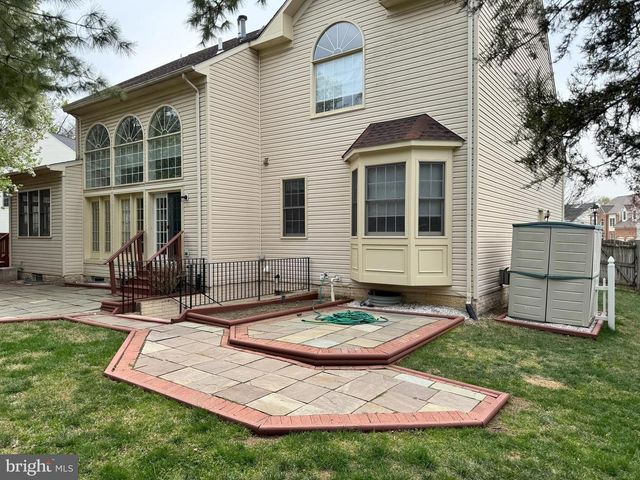 5901 EWING PL, Alexandria, VA 22310