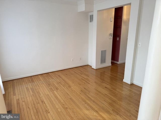 5901 EWING PL, Alexandria, VA 22310