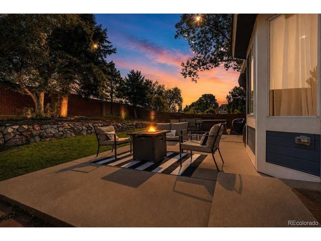 6388 Holman Ct, Arvada, CO 80004