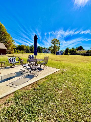 1594 N Cowlitz Trail, Greensburg, IN 47240